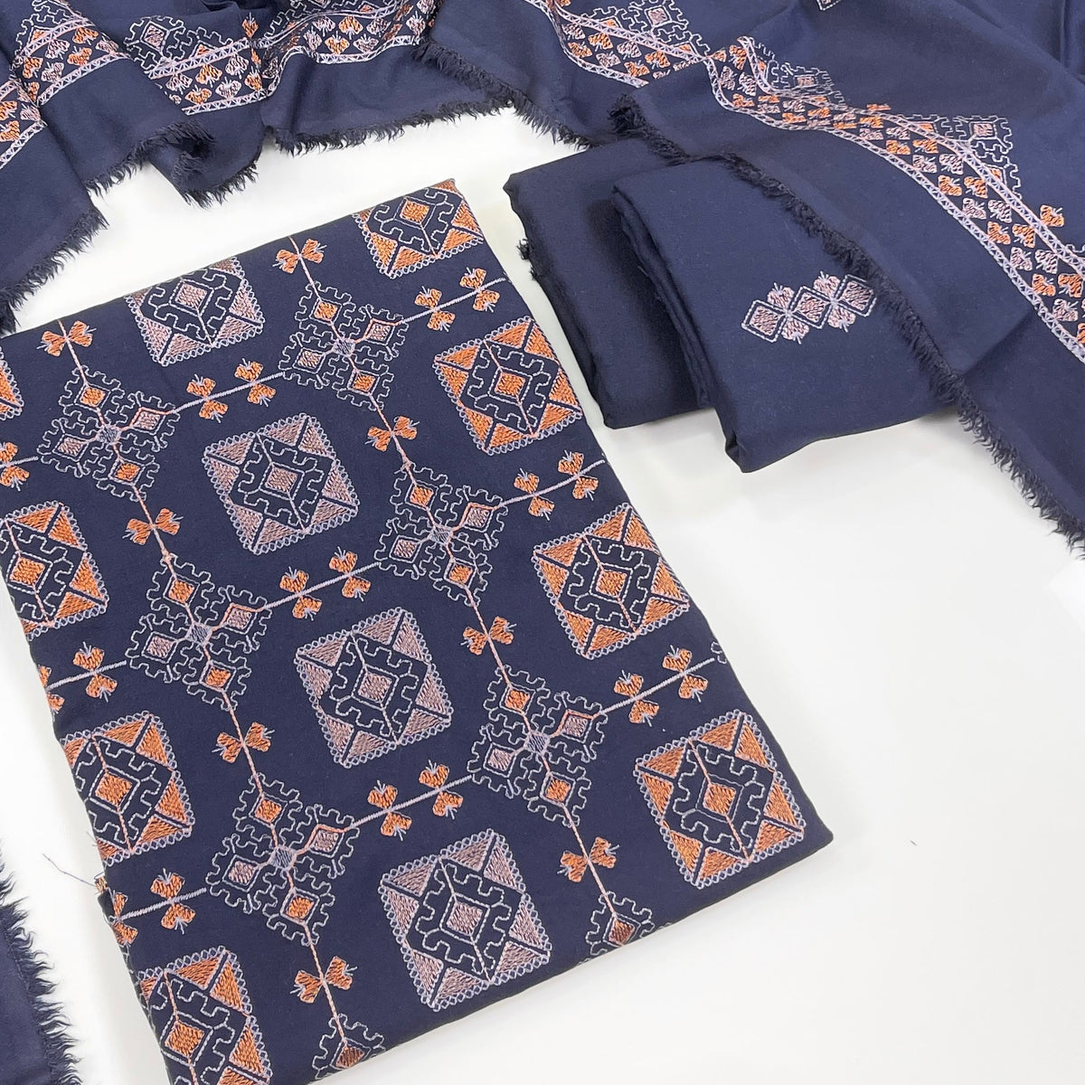 Bareeze Embroidered Karandi 3PC