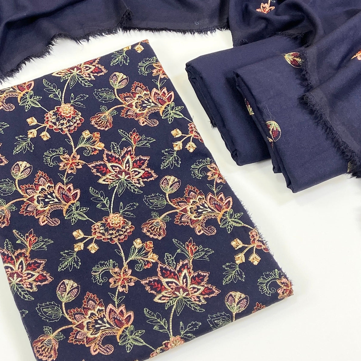 Bareeze Embroidered Karandi 3PC