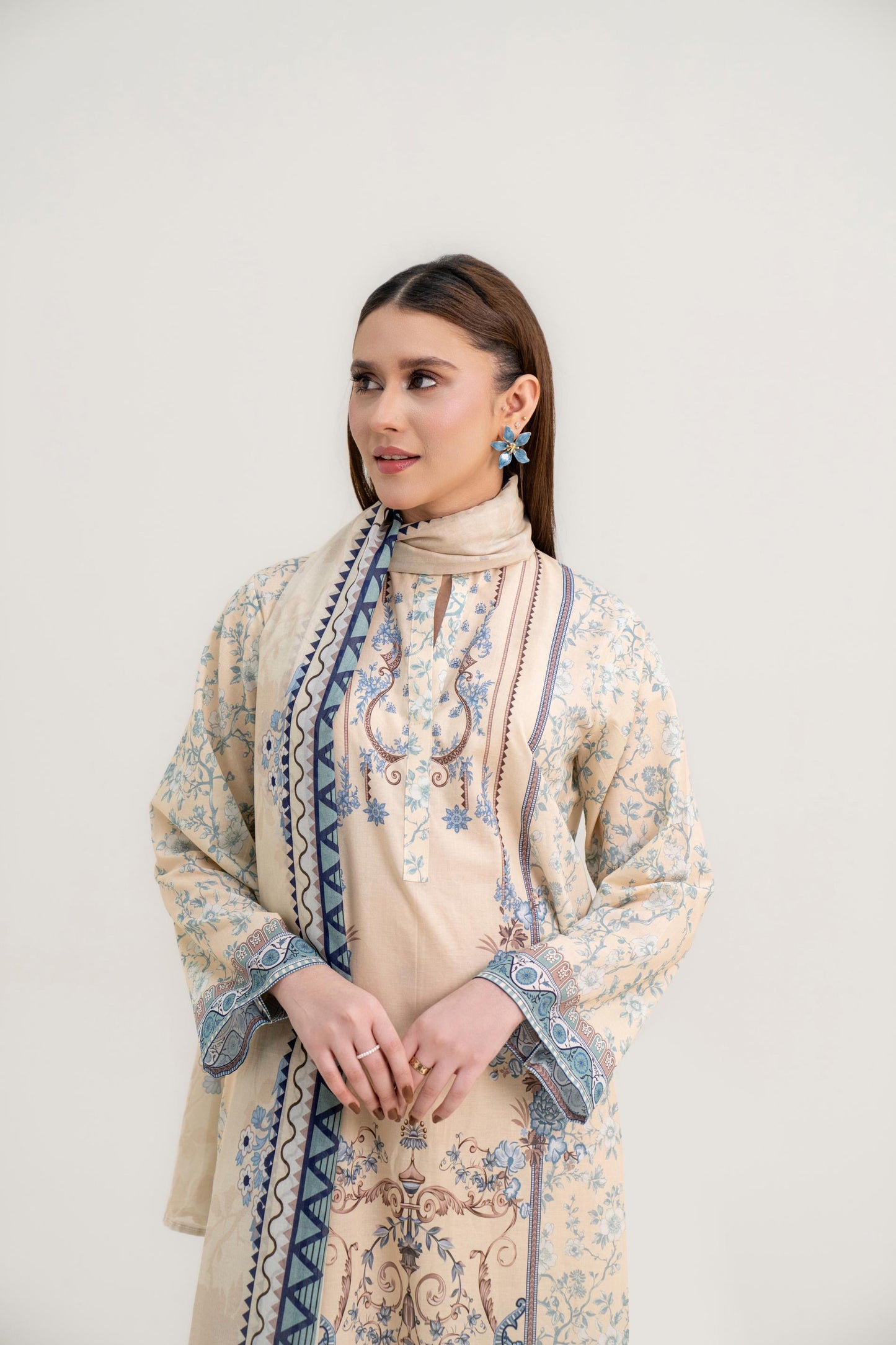 (Bundle OF 10) Sarah By Shanaya
