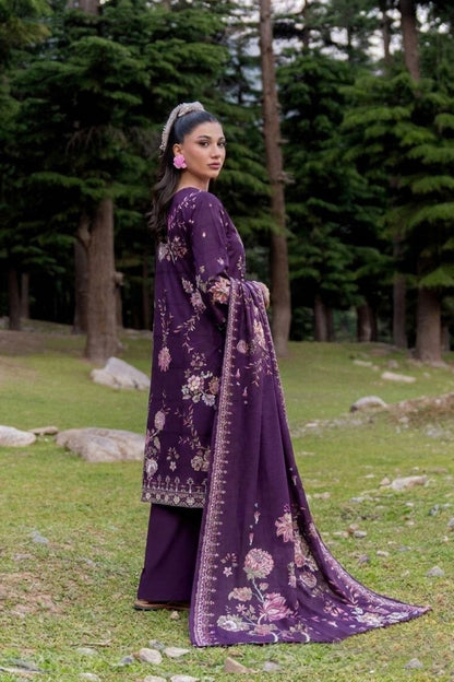 (Bundle OF 10) Riwayat By Shanaya