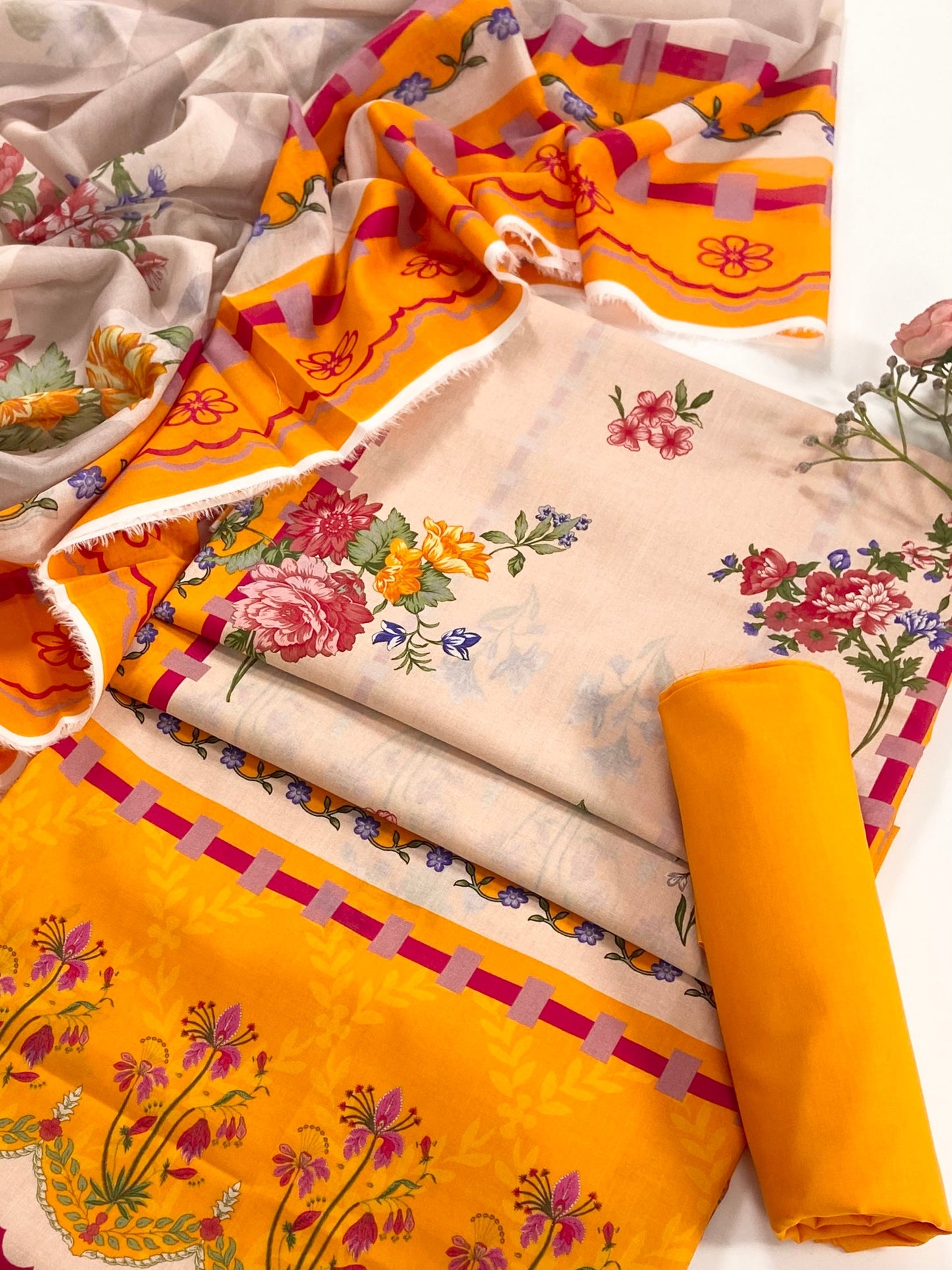 (Bundle OF 10) Riwayat By Shanaya