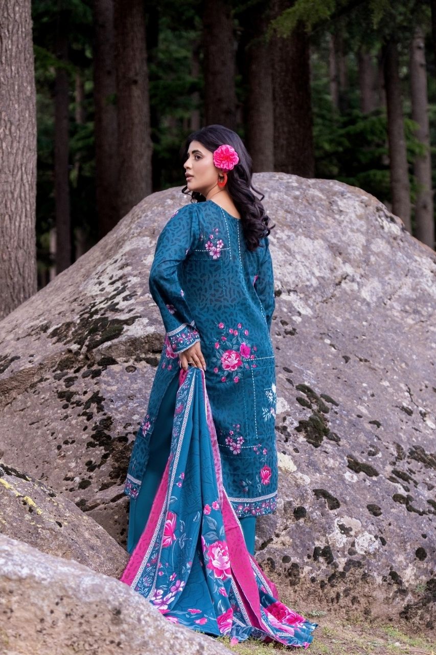 (Bundle OF 10) Riwayat By Shanaya