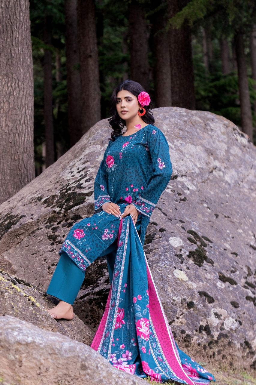 (Bundle OF 10) Riwayat By Shanaya