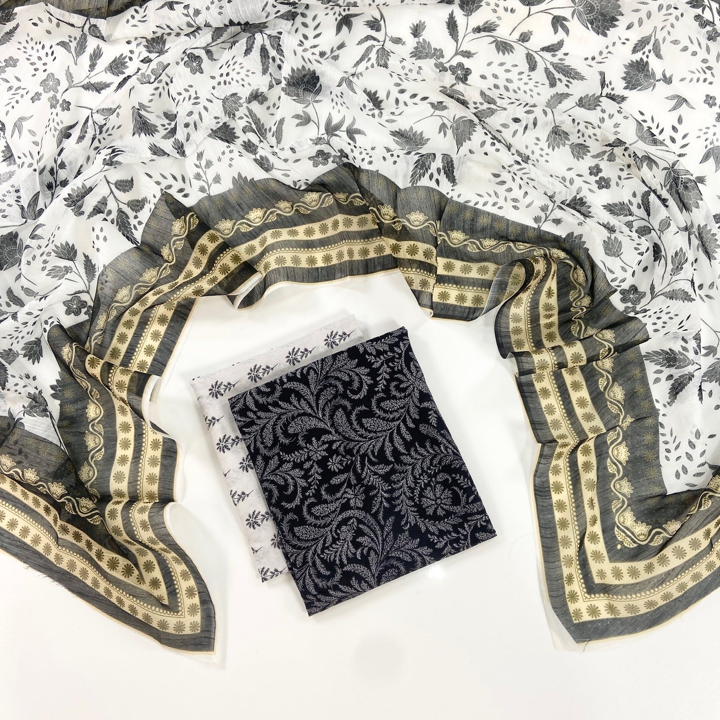 (Bundle OF 10) Shajar Noor