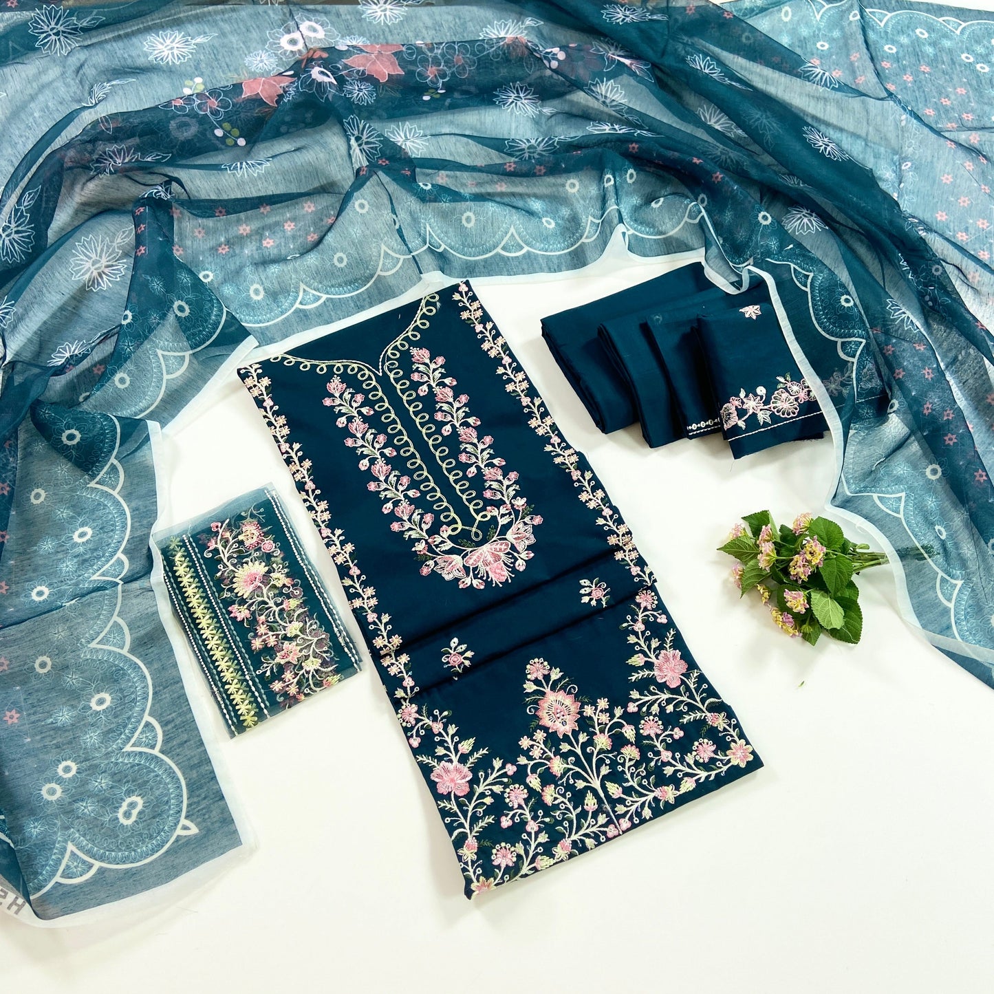 (Bundle OF 08) Rise By Anaya Noor