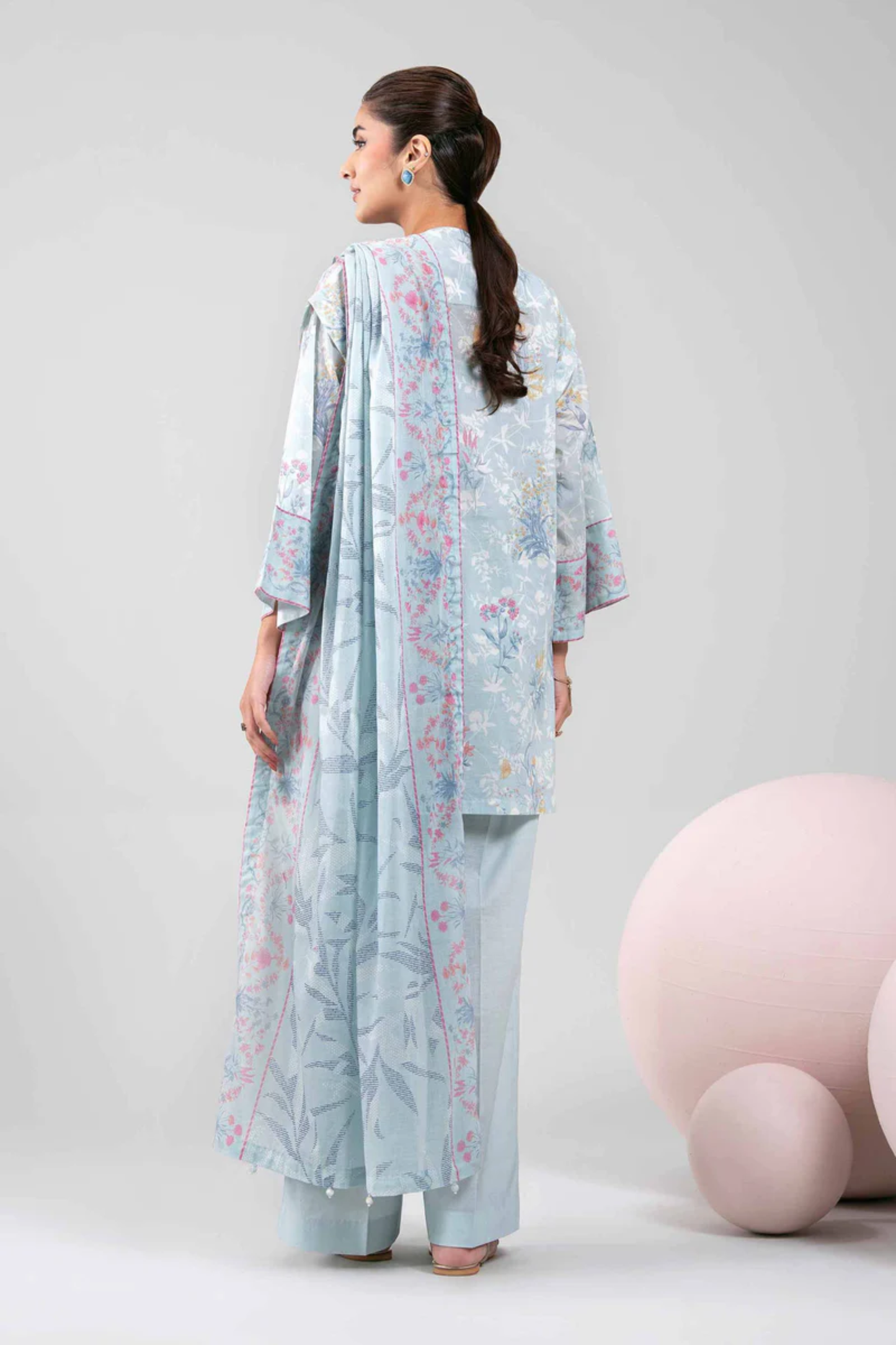 Nishat Digital Printed Lawn 3PC