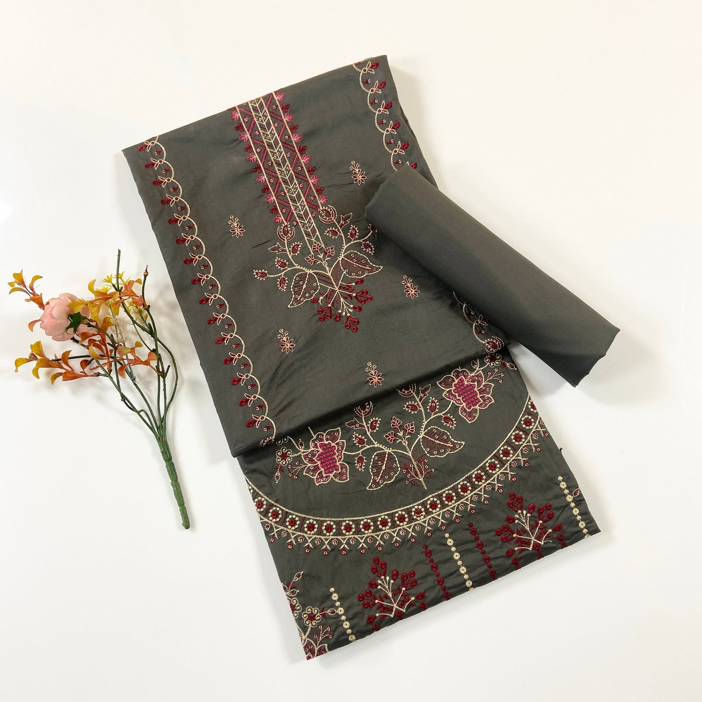 Beechtree Plain Emb Shirt & Trouser Lawn 2PC