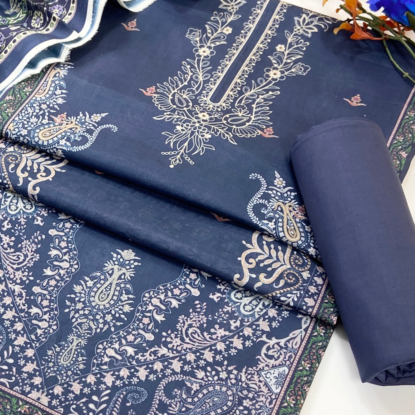 Mausummery Digital Printed Lawn 3PC
