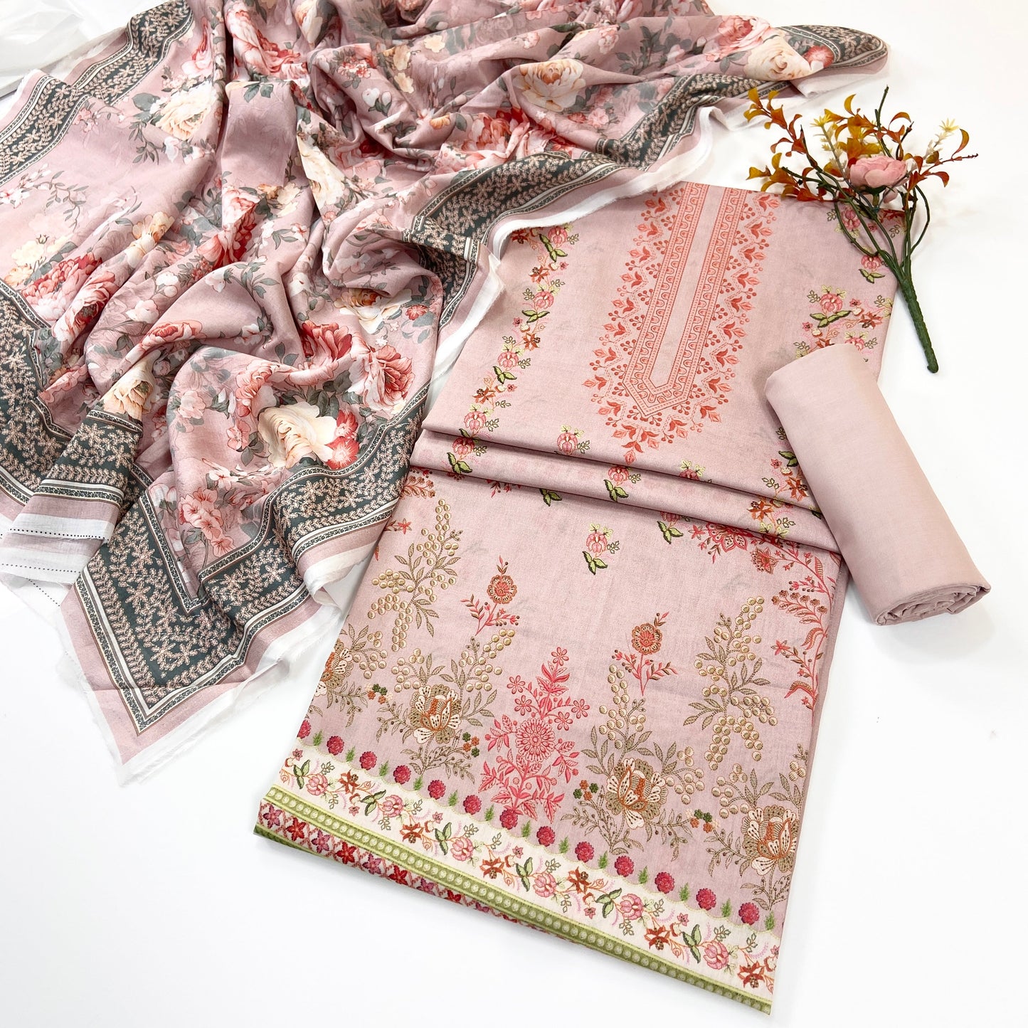 Mausummery Digital Printed Lawn 3PC