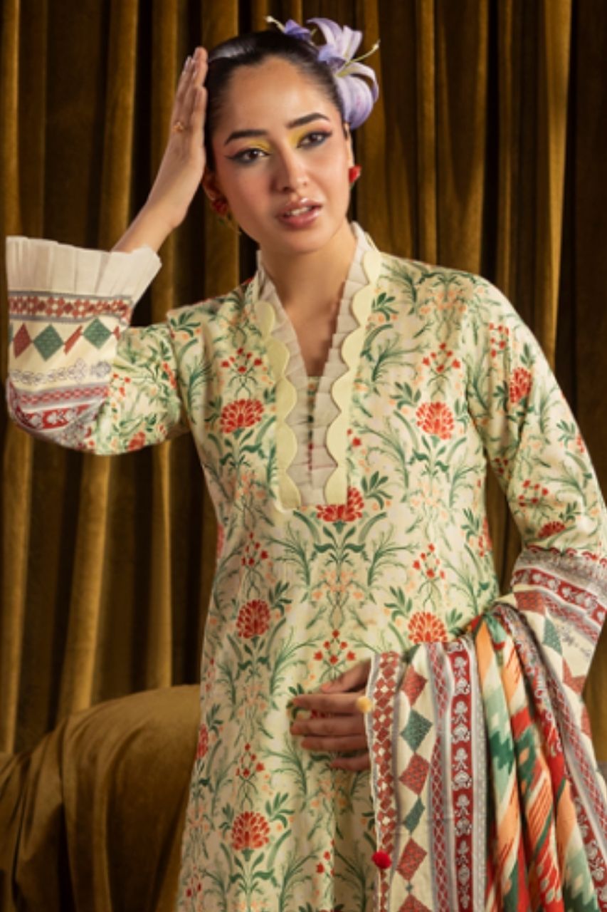 (Bundle OF 12) Karwaan By Paltar