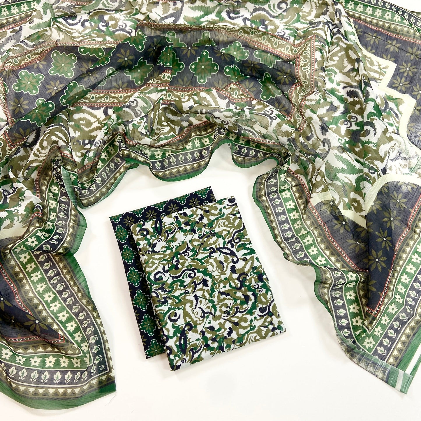 (Bundle OF 10) Basanti By Shajar Noor