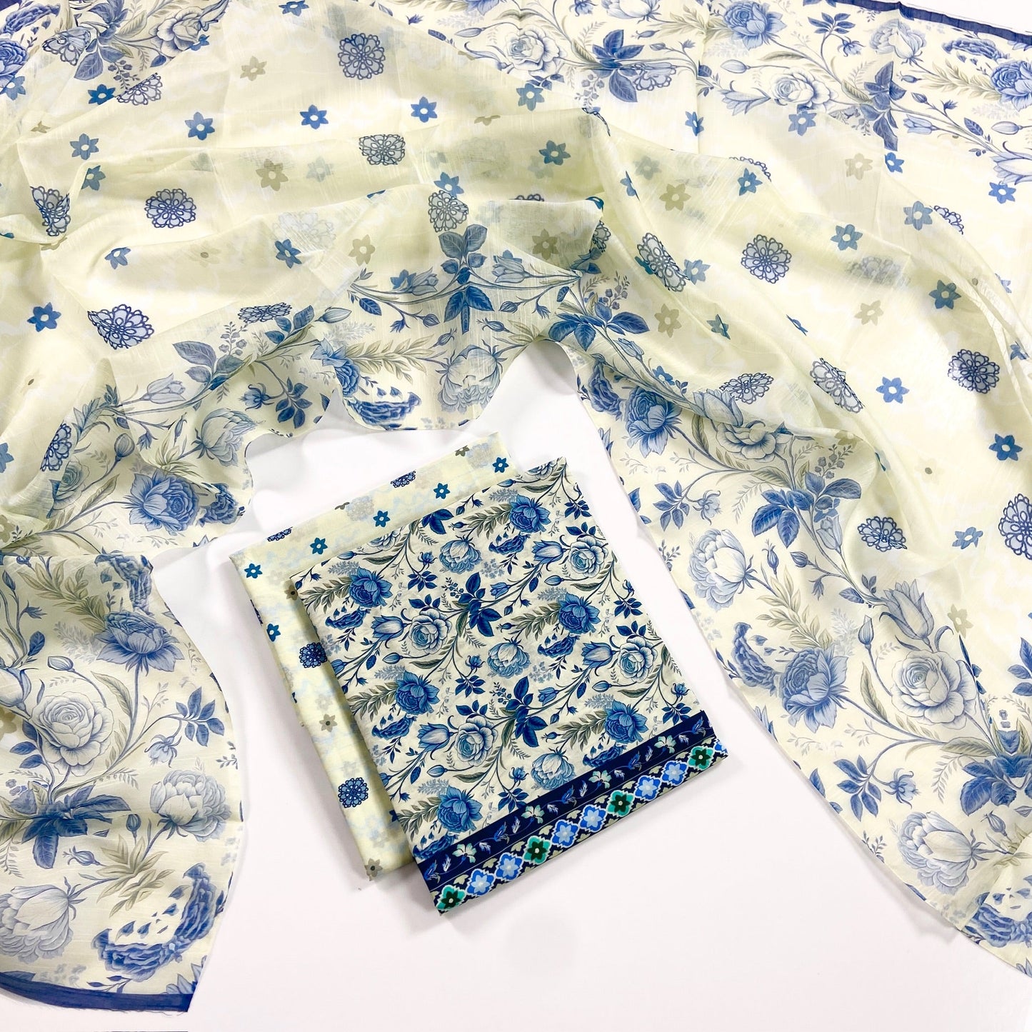 (Bundle OF 10) Rang-o-Noor By Shajar Noor