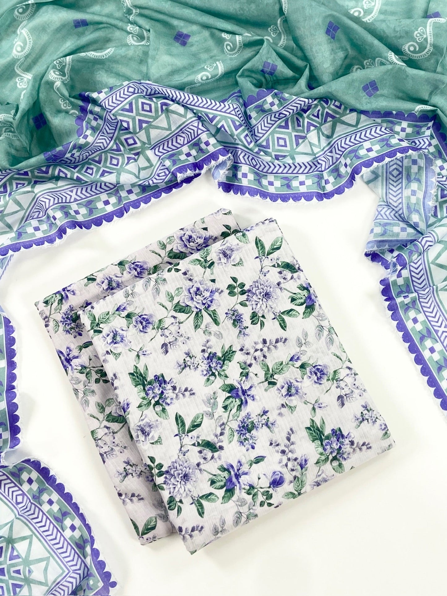 (Bundle OF 10) Petal & Paisley By Almeerah