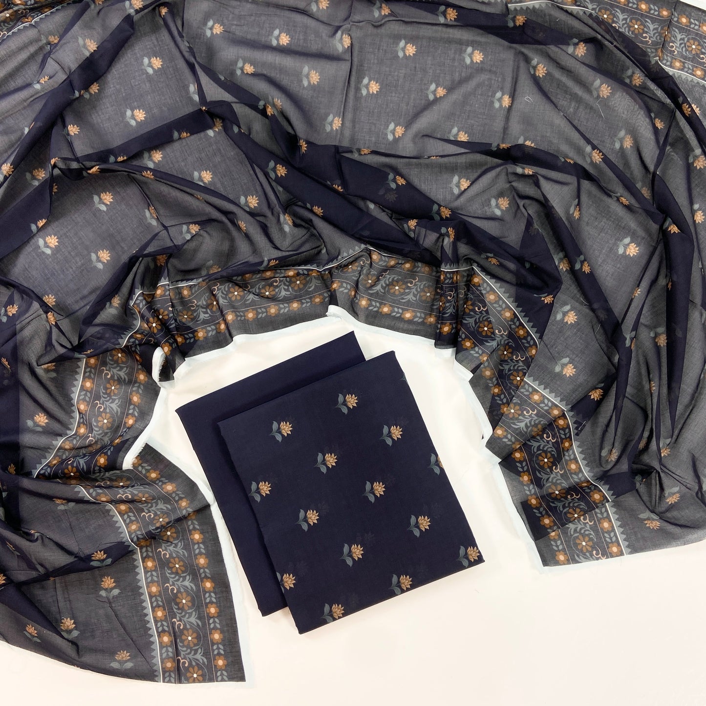 (Bundle OF 10) Mahnur By Shanaya
