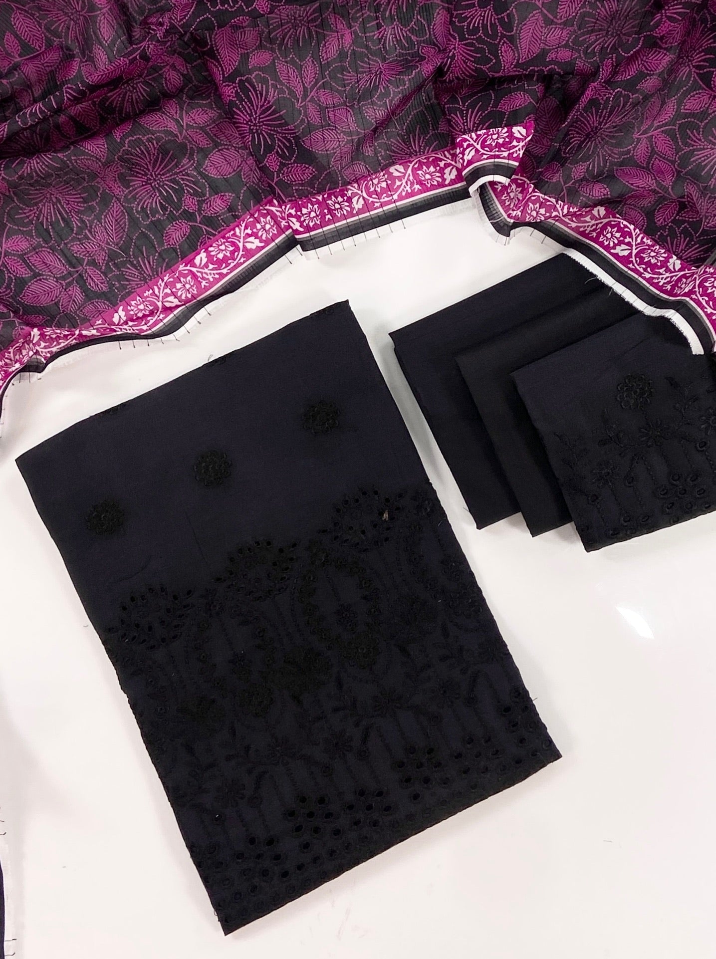 (Bundle OF 14) Image
