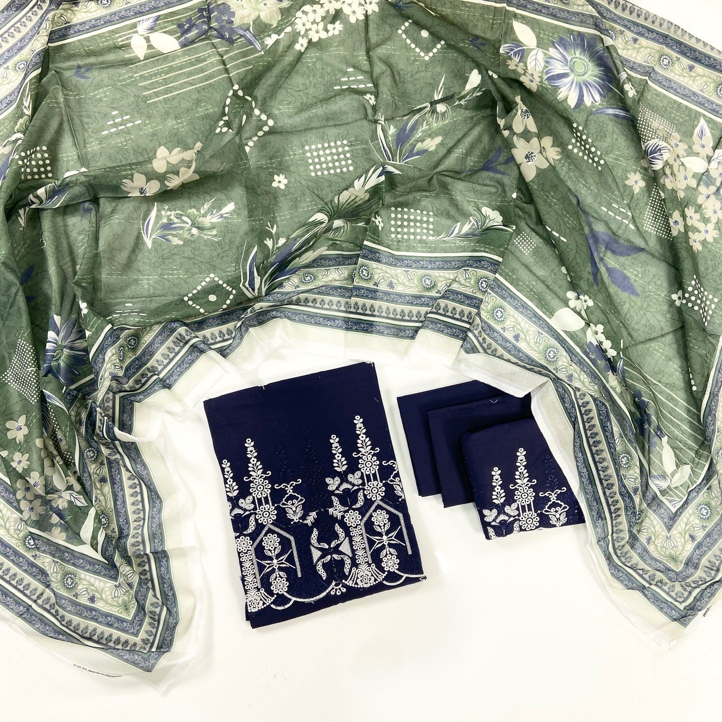(Bundle OF 14) Image
