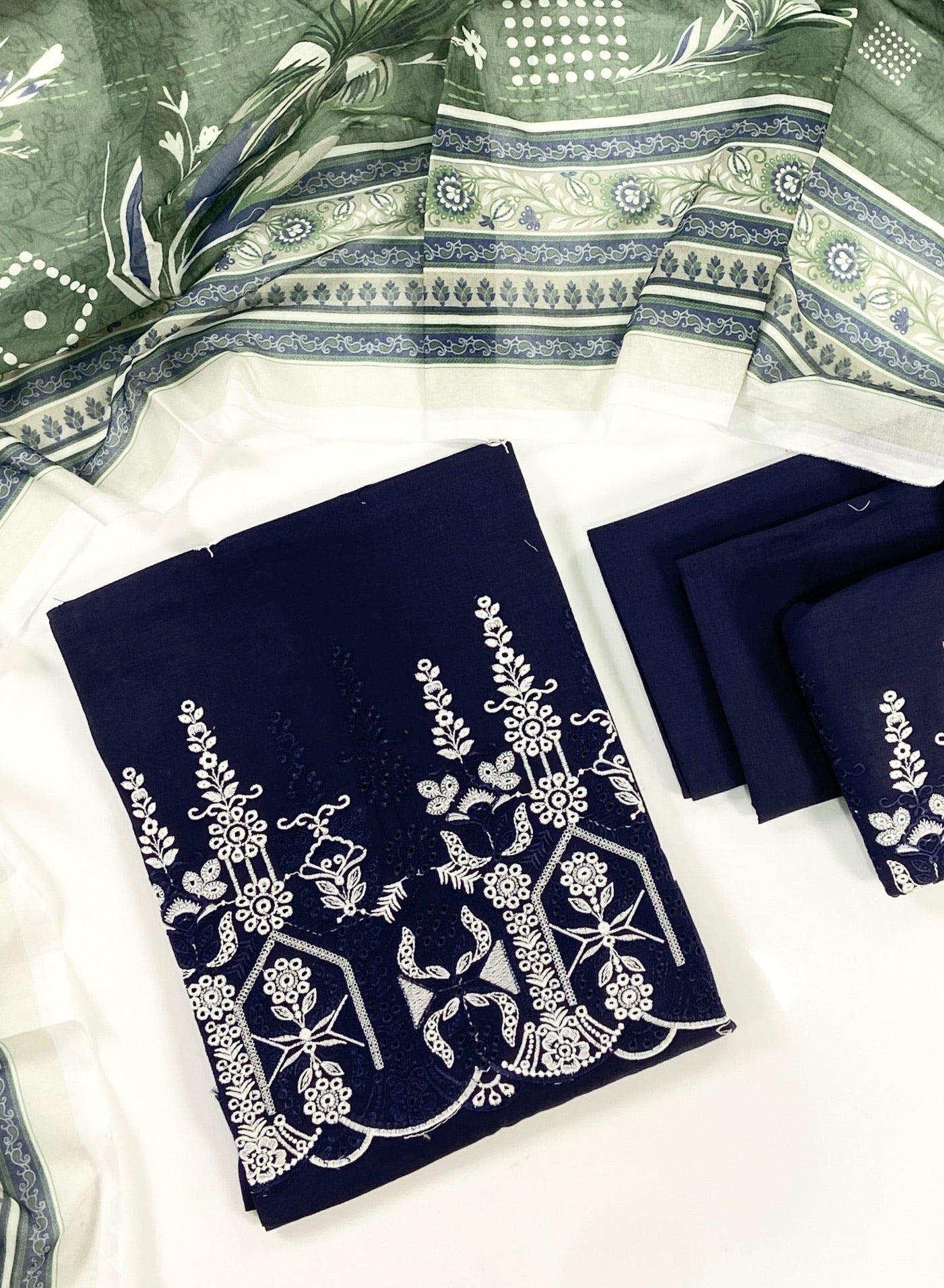 (Bundle OF 14) Image