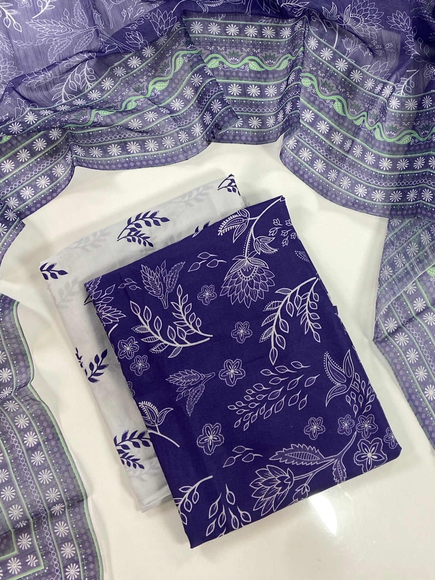 (Bundle OF 10) Gul-Bahar By Shajar Noor