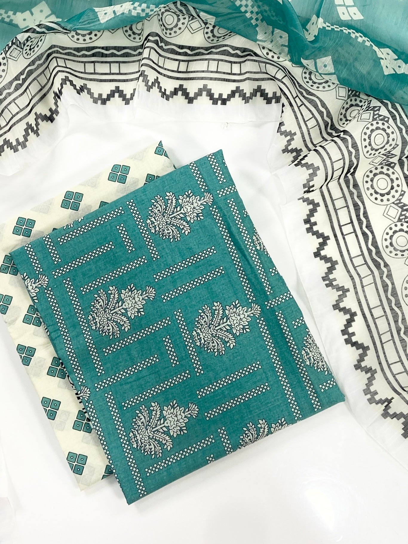 (Bundle OF 10) Gul-Bahar By Shajar Noor