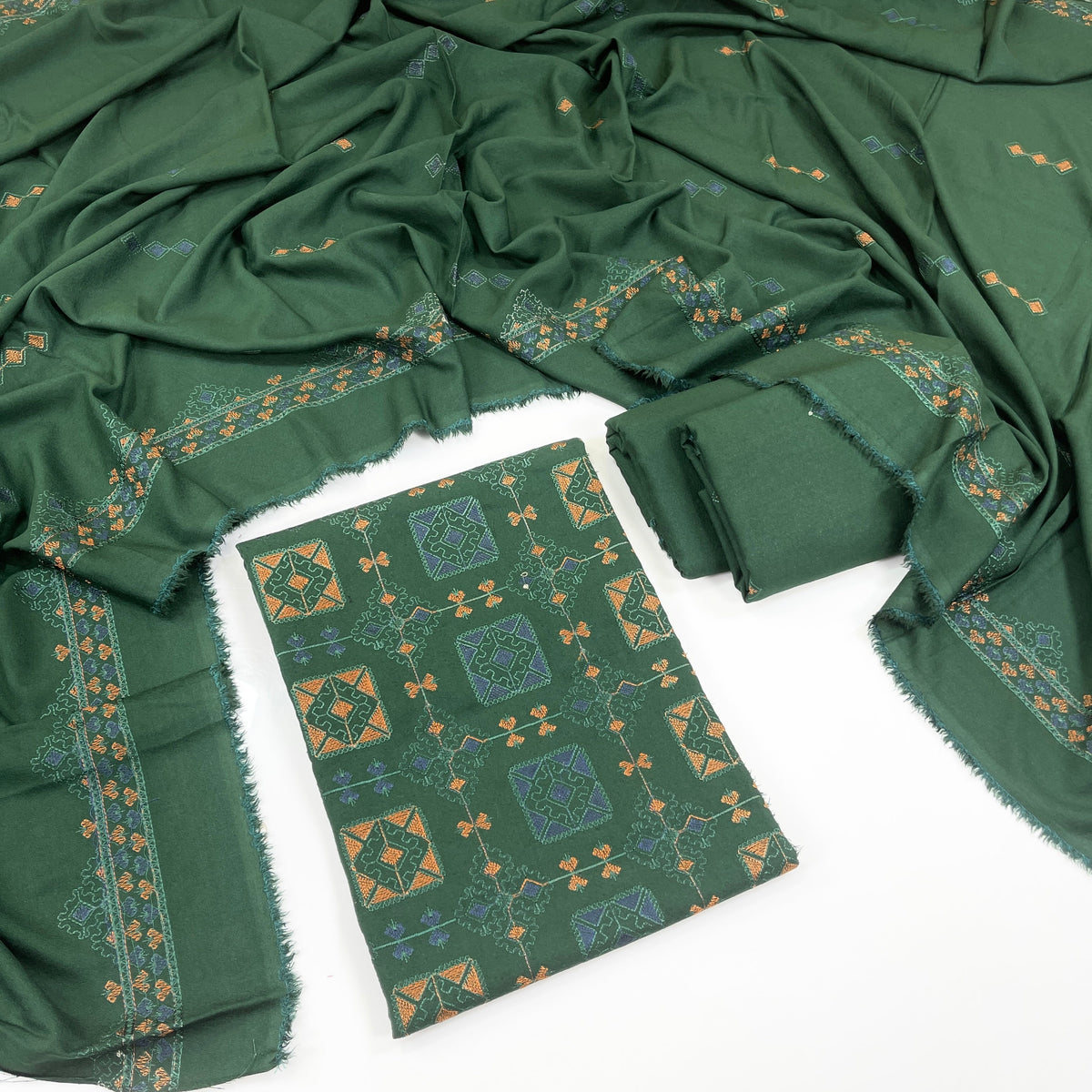 Bareeze Embroidered Karandi 3PC