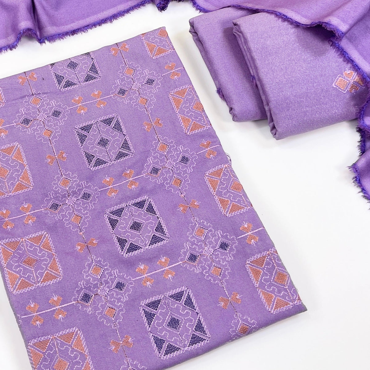 Bareeze Embroidered Karandi 3PC