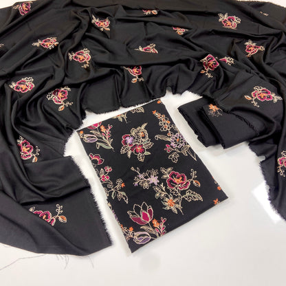 Bareeze Embroidered Karandi 3PC
