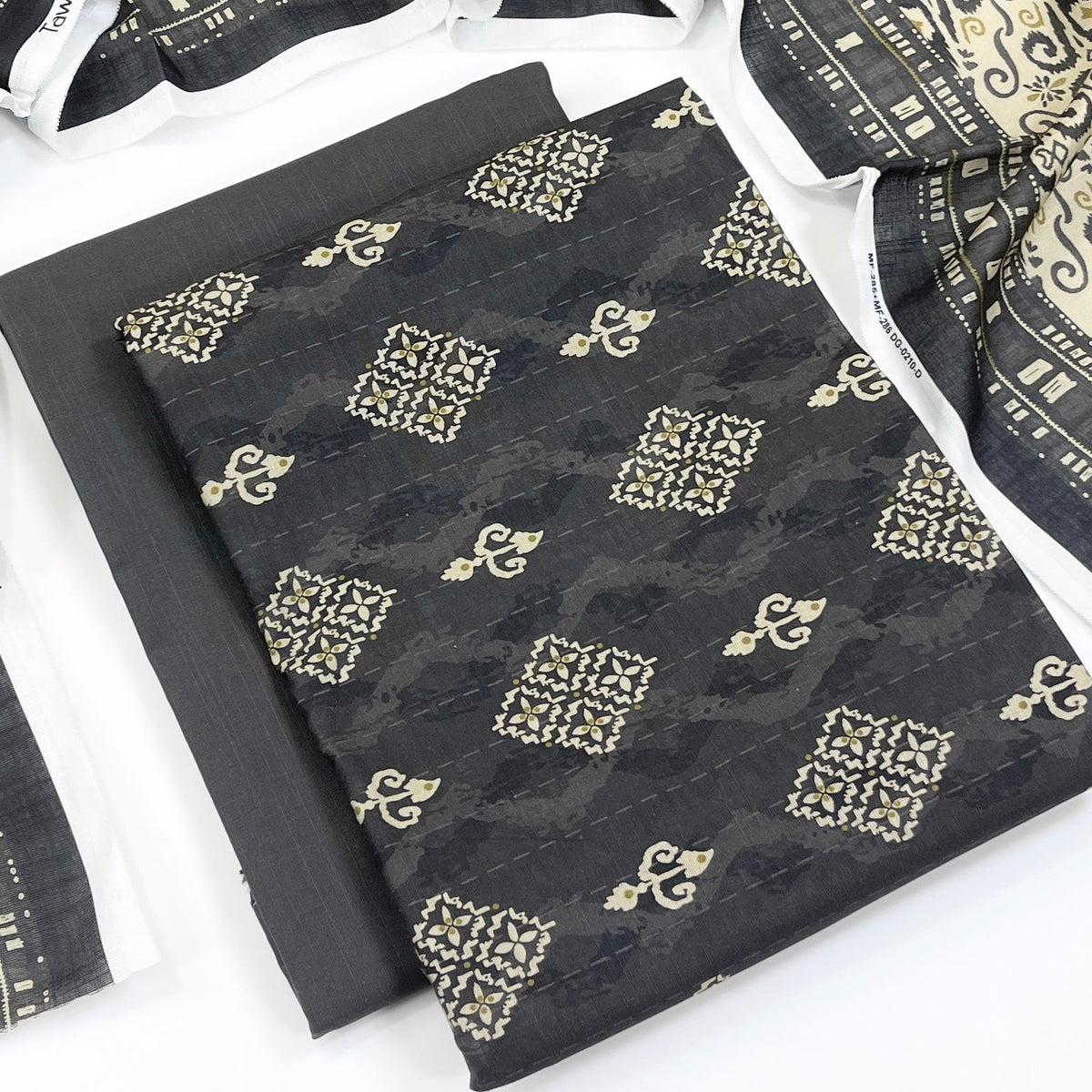 Tawakkal DIgital Printed Khaddar 3PC