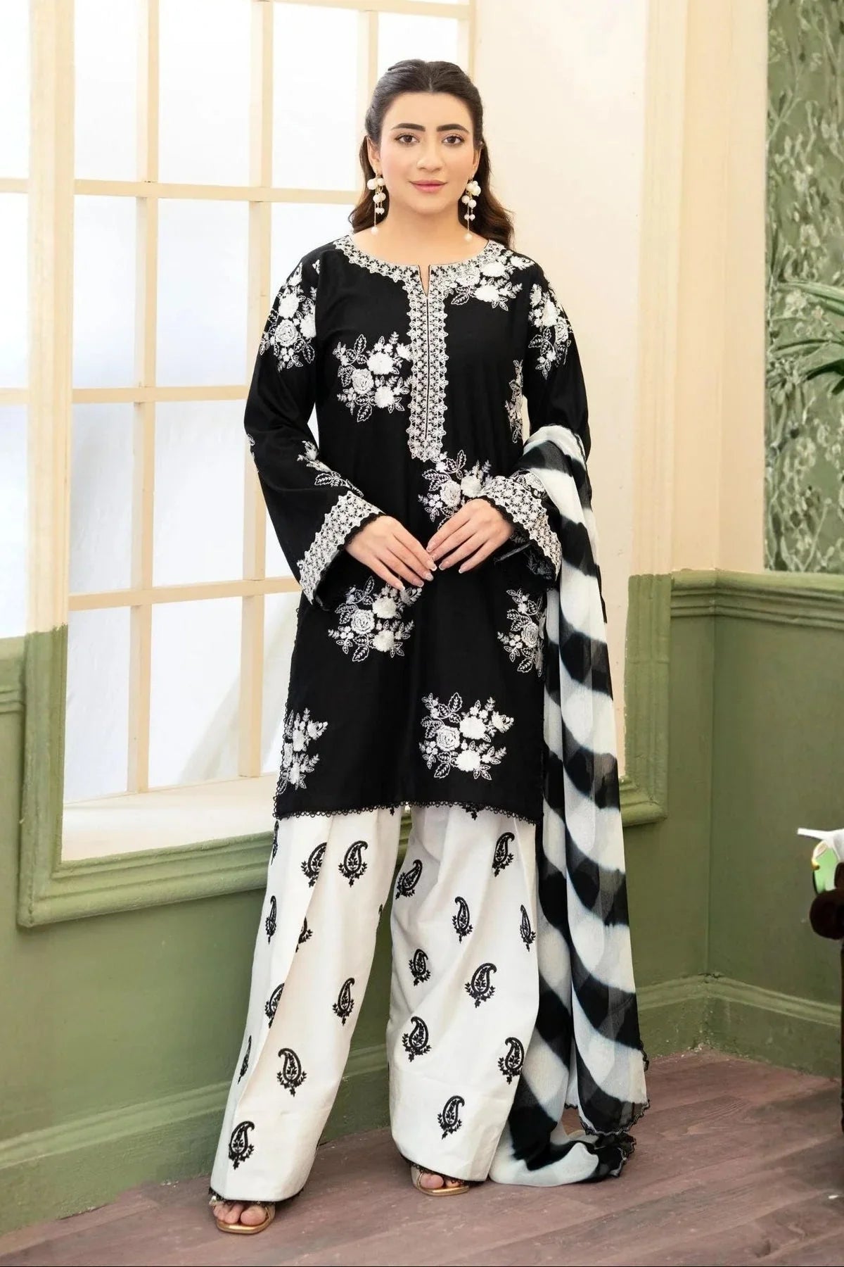 Zara Shahjahan Plain Emb Lawm 3PC